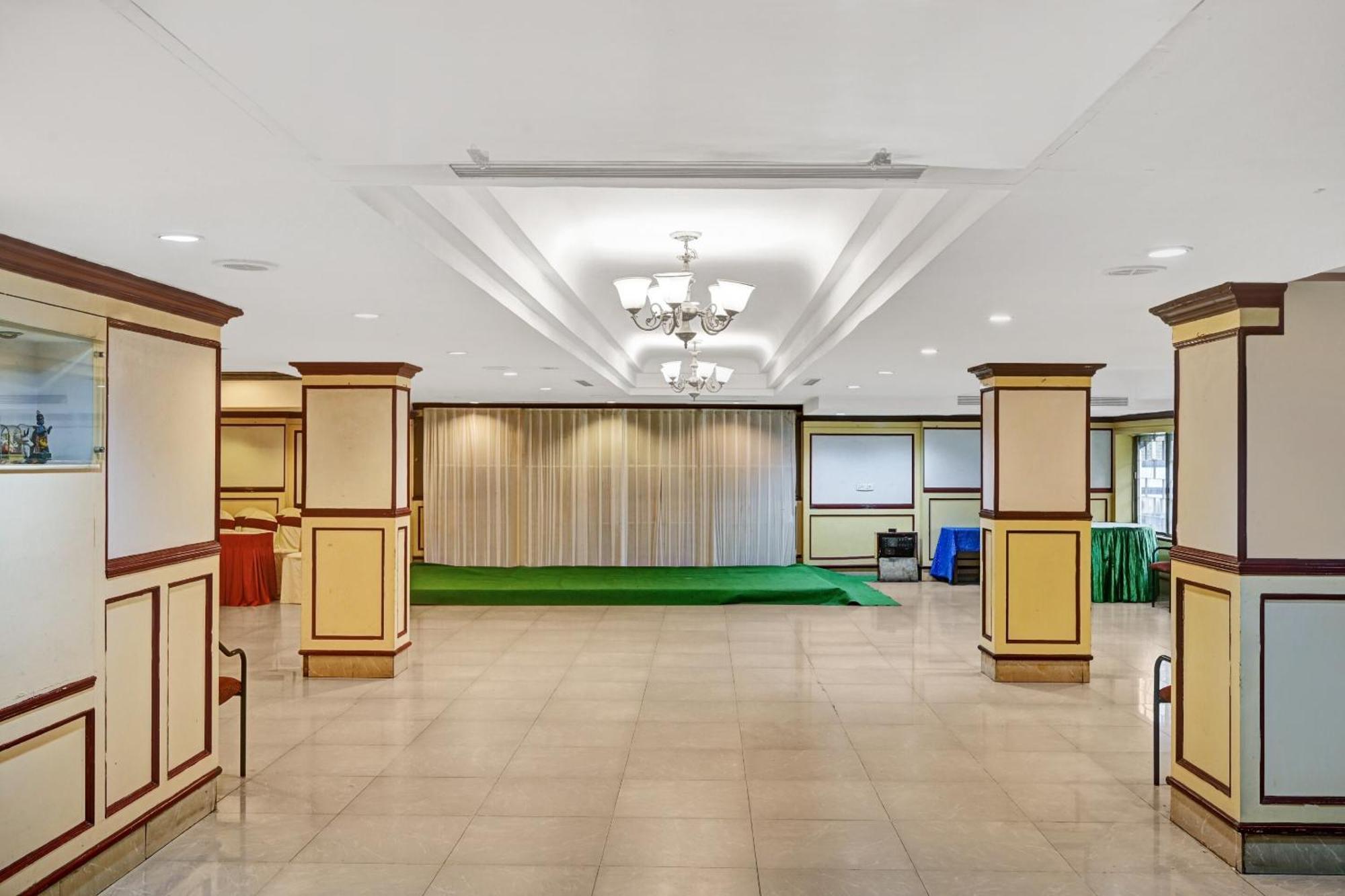 Super Townhouse Oak Hotel Belsons Taj Mahal Secundurabad Zewnętrze zdjęcie