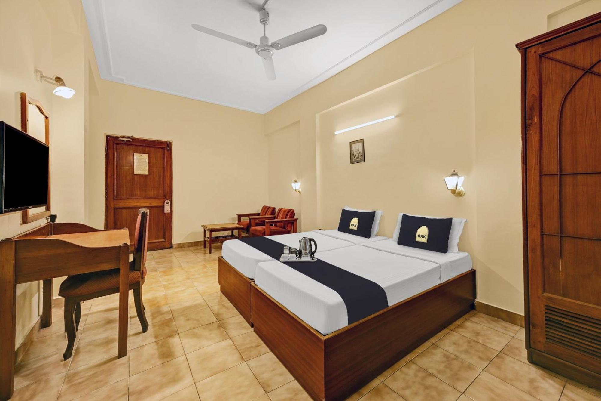 Super Townhouse Oak Hotel Belsons Taj Mahal Secundurabad Zewnętrze zdjęcie