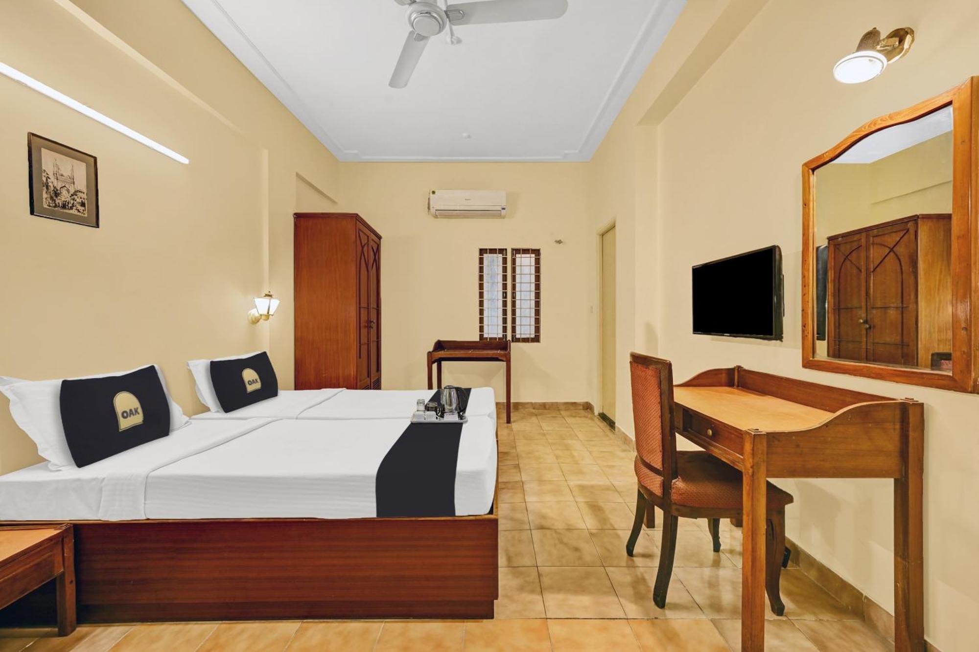 Super Townhouse Oak Hotel Belsons Taj Mahal Secundurabad Zewnętrze zdjęcie