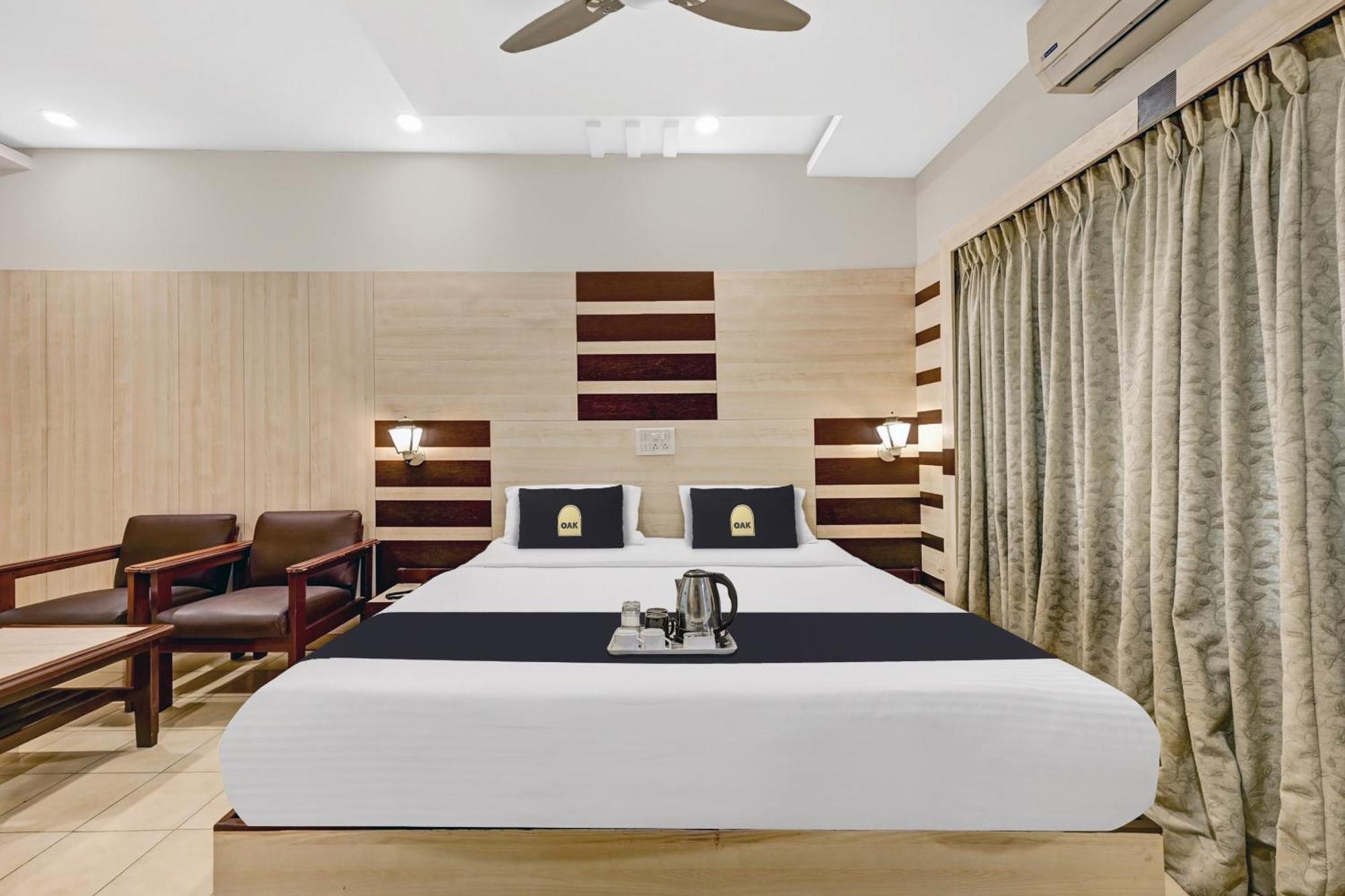 Super Townhouse Oak Hotel Belsons Taj Mahal Secundurabad Zewnętrze zdjęcie